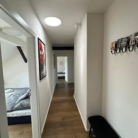 Loft Apartment *